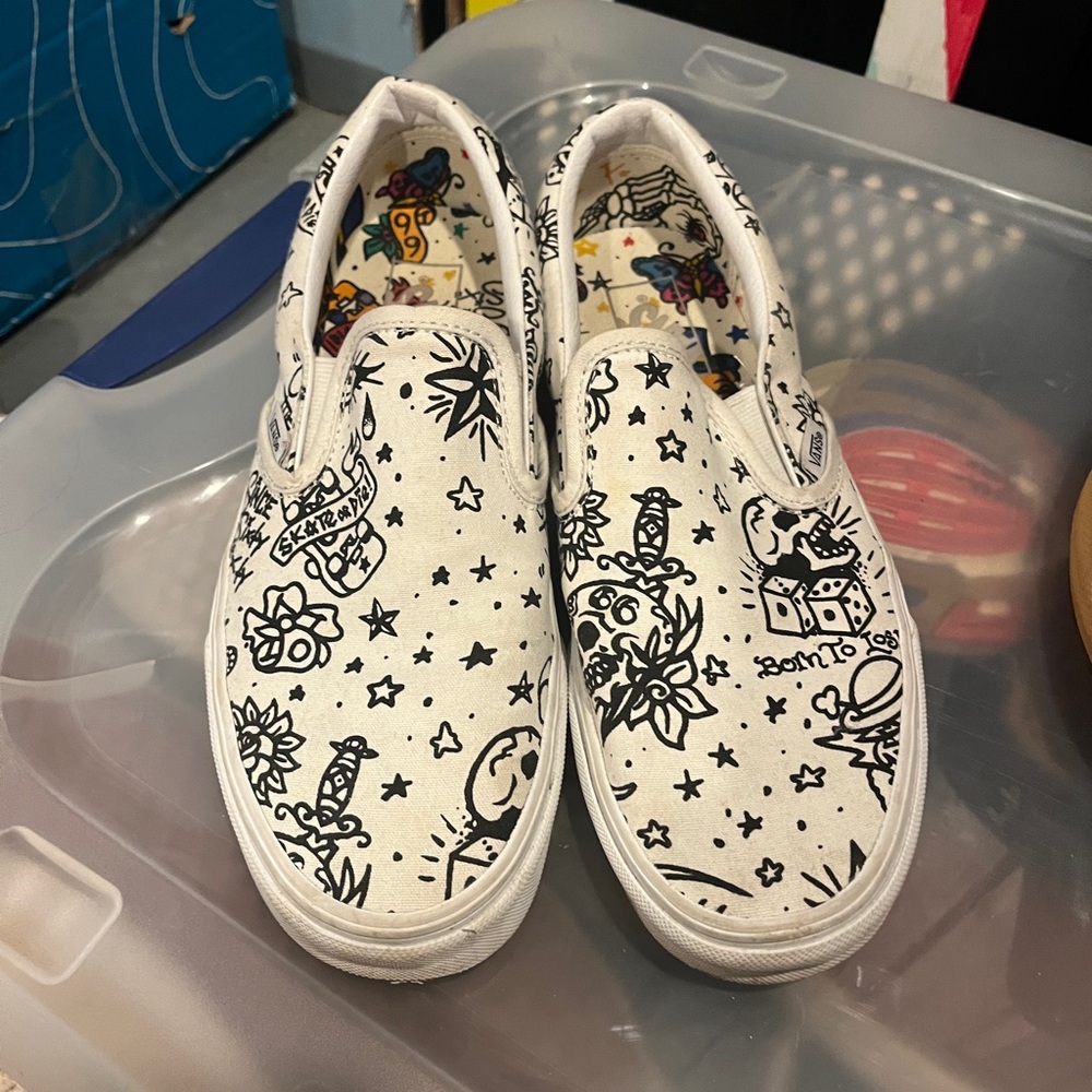 Color your own vans